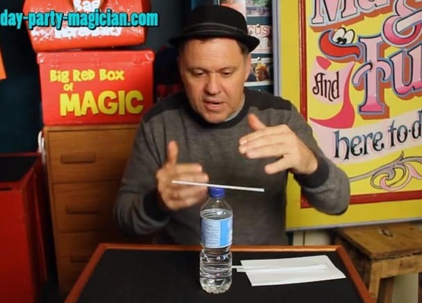 Psychic Straw Magic Trick